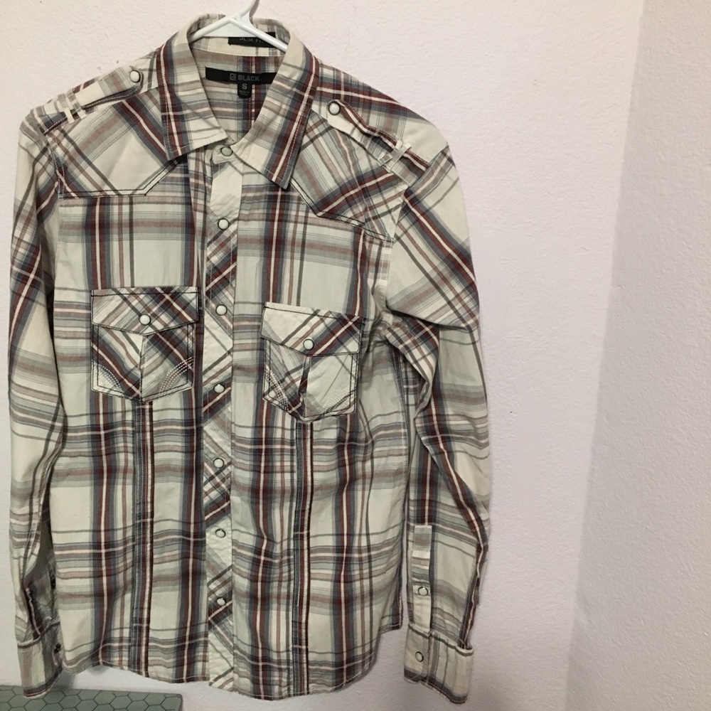 Black western style size S snap tab sleeve
